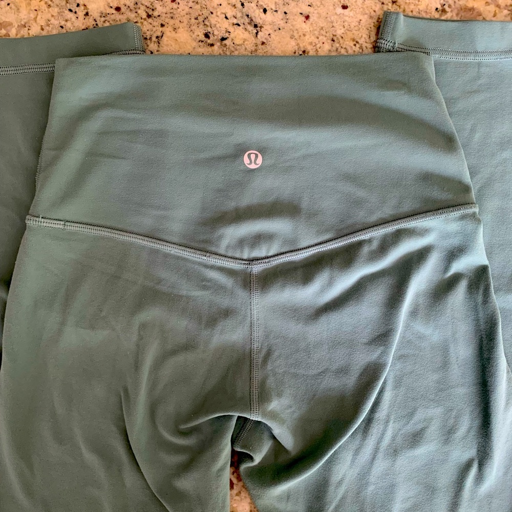 Lululemon Align - 21”